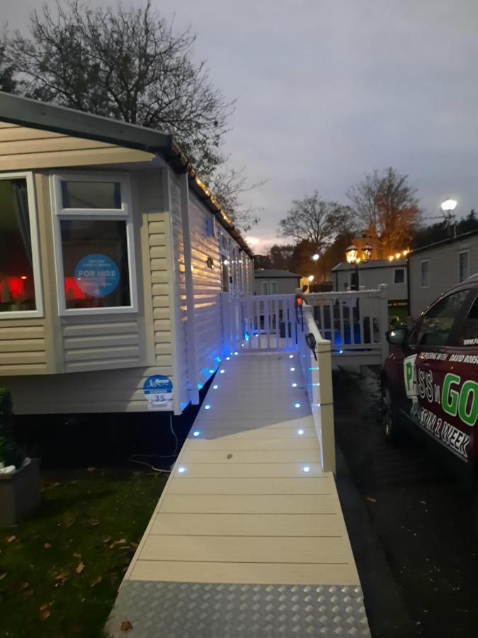 Haggerston Castle 3 Bedroom Deluxe Holiday Home Cheswick  Exterior foto