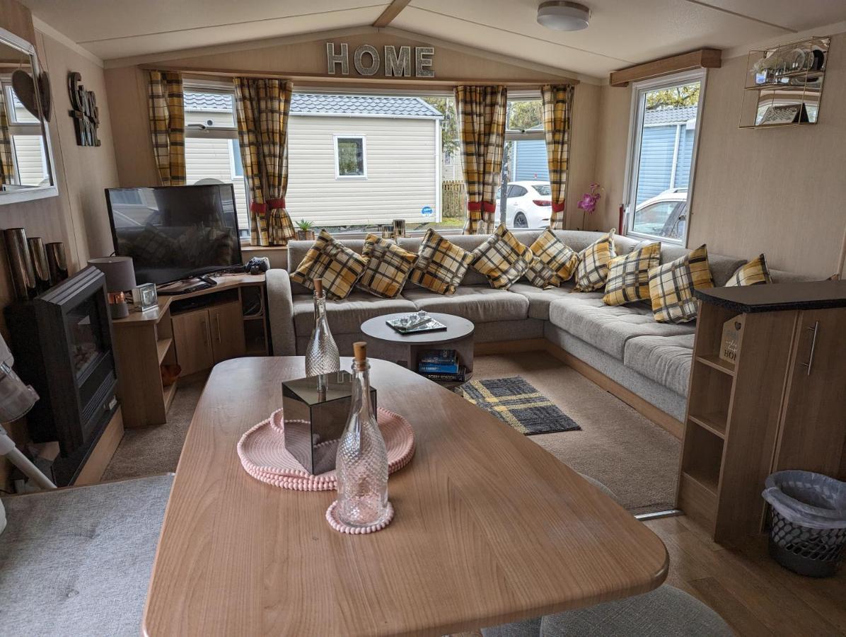 Haggerston Castle 3 Bedroom Deluxe Holiday Home Cheswick  Exterior foto